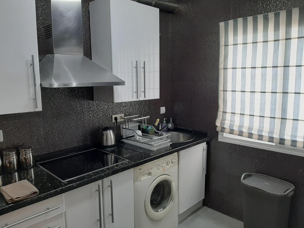 Apartment In Perfect Position Historic Centre Малага Экстерьер фото