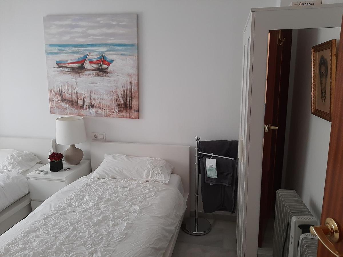 Apartment In Perfect Position Historic Centre Малага Экстерьер фото